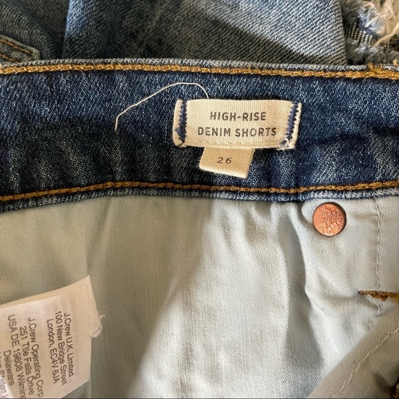 MADEWELL High-Rise Denim Shorts in Glenoaks Wash: Cutoff Edition - Picture 5 of 8